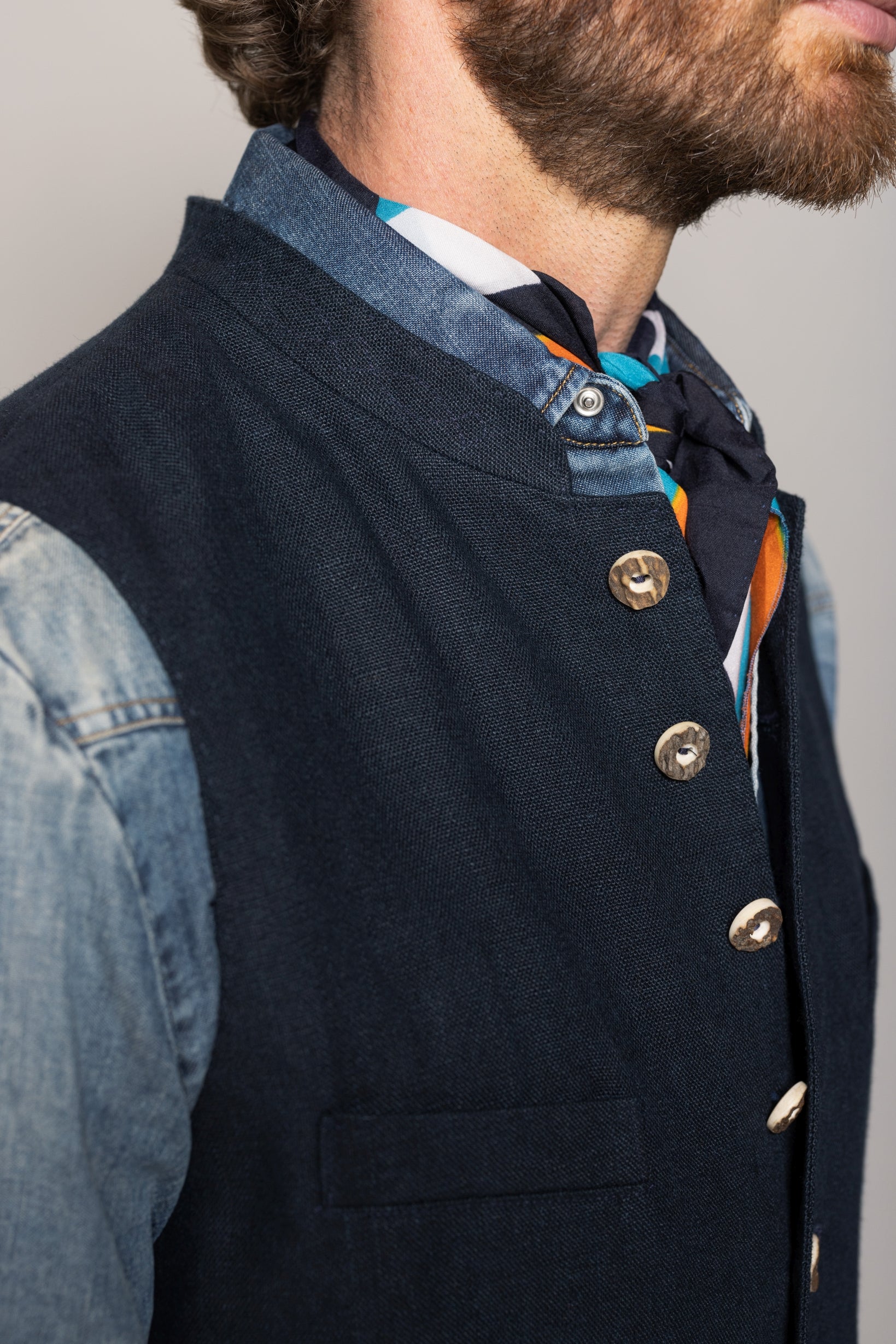 Linen gilet Friedrich