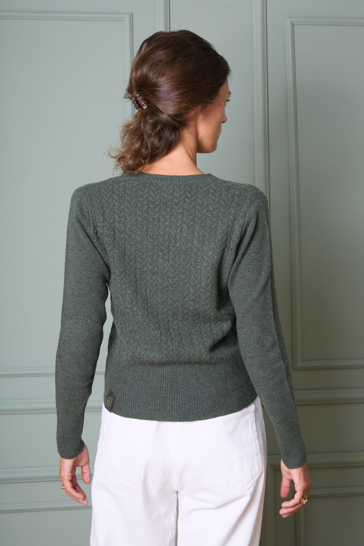 Rückenansicht Habsburg Strickpullover Rosina Merinowolle in Grün