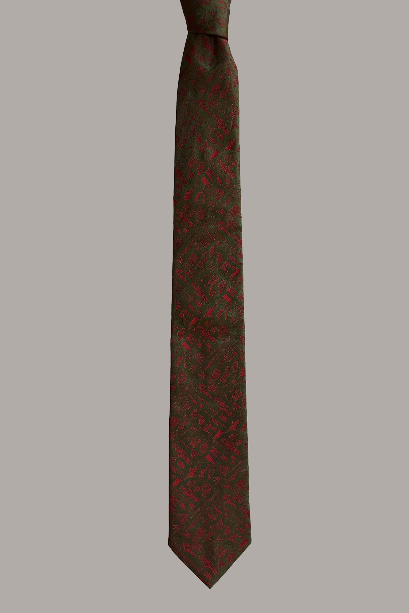 Silk tie