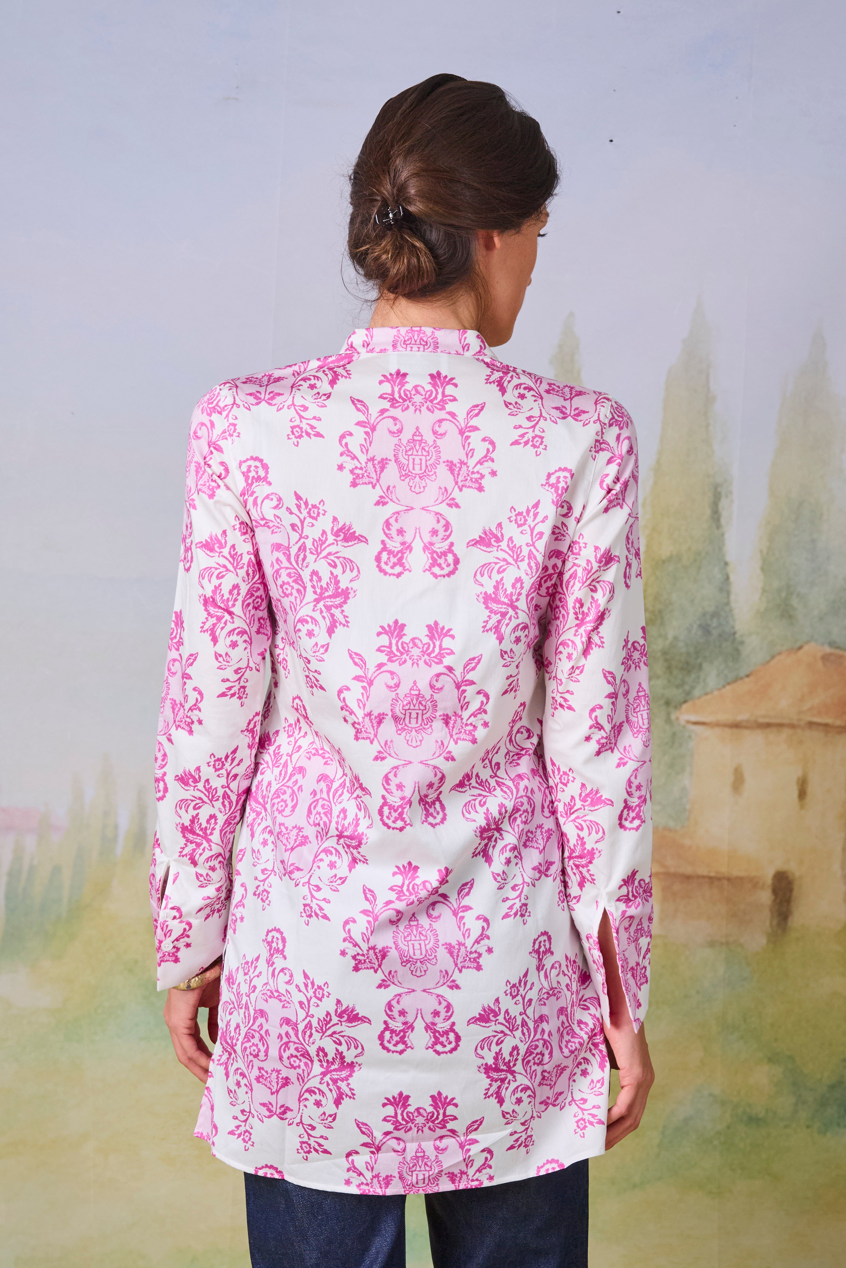 Tunic with stand-up collar