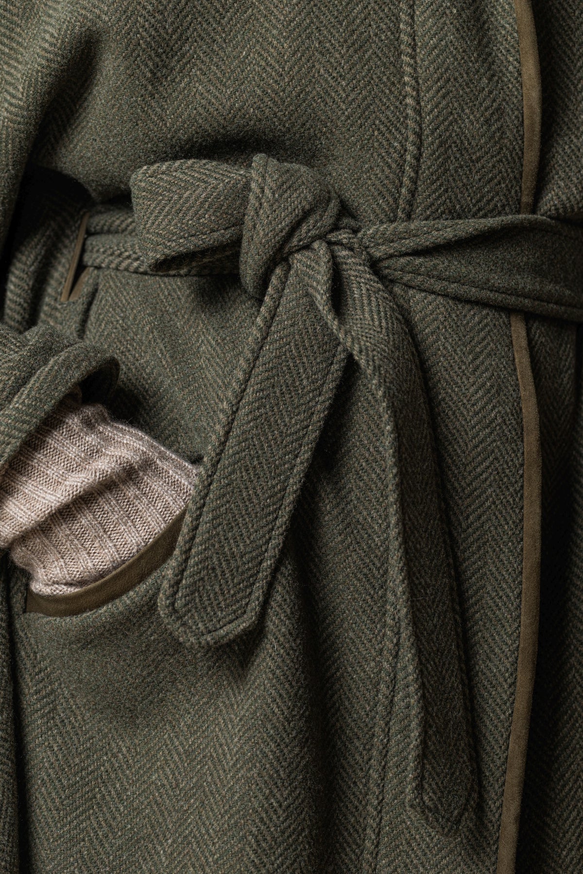 Wool Cape Kolbenturm in Herringbone