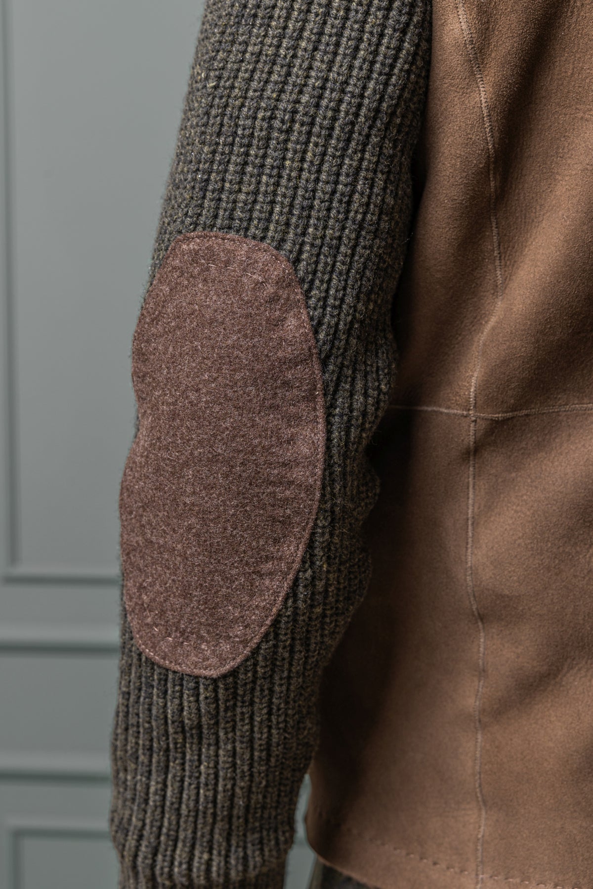 Lammfelljacke Riedegg mit Strickärmeln