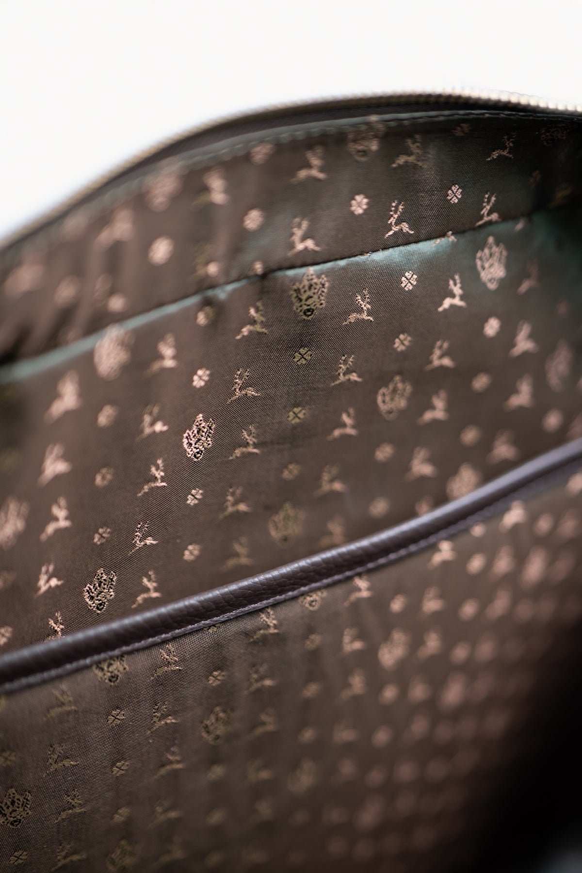 Laptoptasche Aster aus Veloursleder